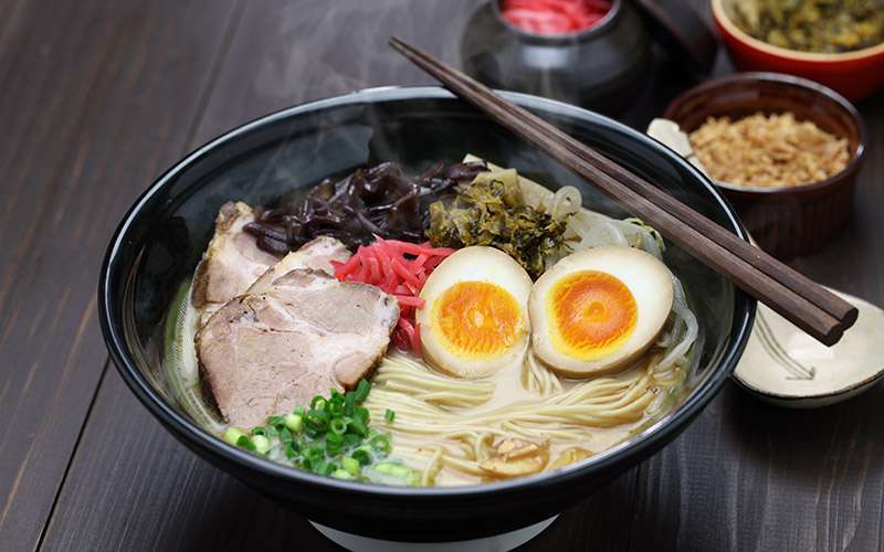 Tonkotzu ramen. La alquimia en algunas sopas existe 1 ramen